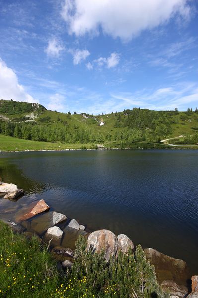 Datei:Speicherteich Reiteralmsee 65693 2014-06-27.jpg