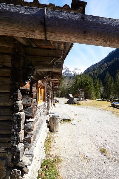 Datei:Eschachhütte-0120-2021-05-04 15.41.22.jpg