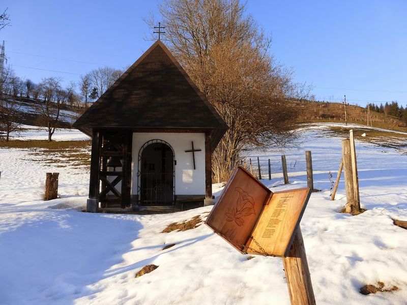 Datei:Sonnbergkapelle Unterhall1350267.JPG