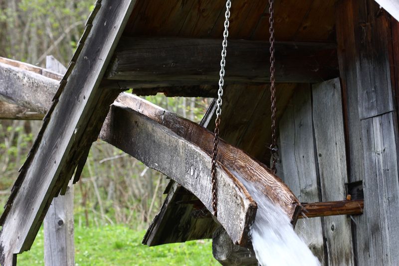 Datei:Trogermühle mössna 55971 2014-05-02.jpg