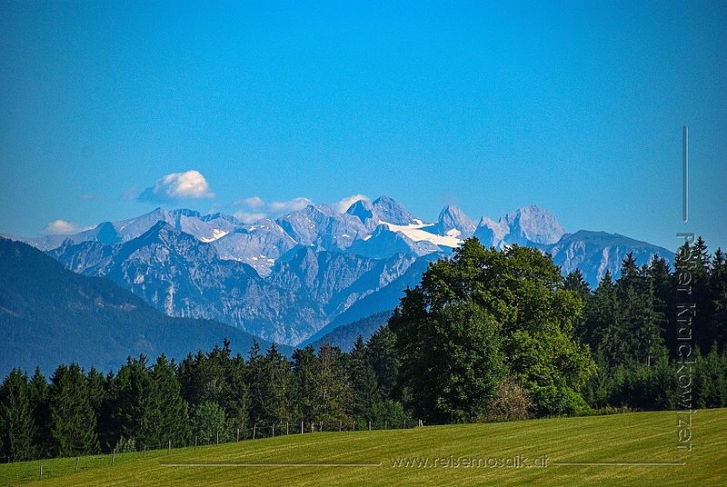 Datei:Dachstein Irrsee.jpg