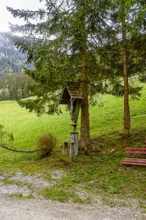Kreuz wolfbauer johnsbach-2006-2020-05-18.jpg